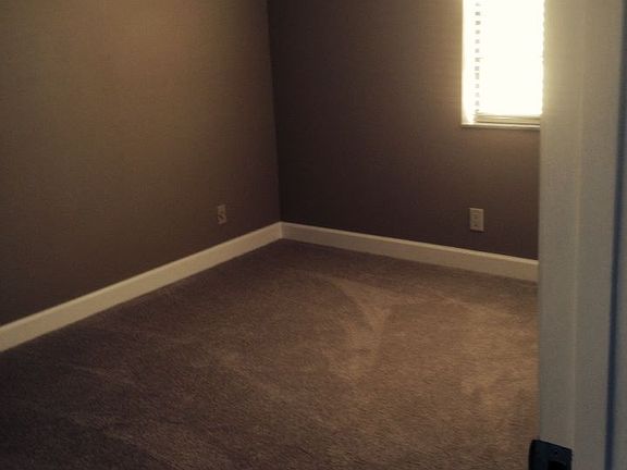 4th image of 2031 Woodlands Way