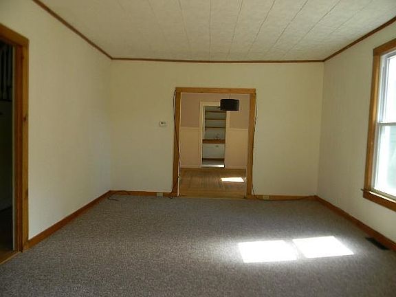 5th image of 202 Saratoga Ave