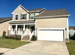 520 Minerva Dale Dr, Fuquay Varina, NC 27526
