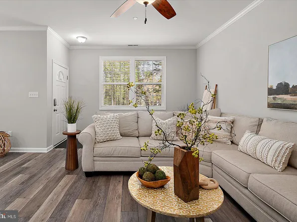 2 Rabbit Run Ln, Ocean Pines, MD 21811