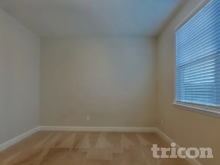 73 Leyland Ct — Photo 15