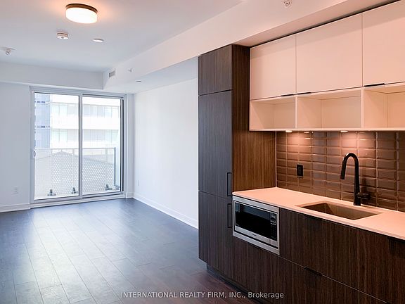 4th image of 60 Tannery Rd #802