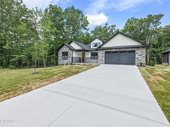 4th image of 109 Tavistock Ln
