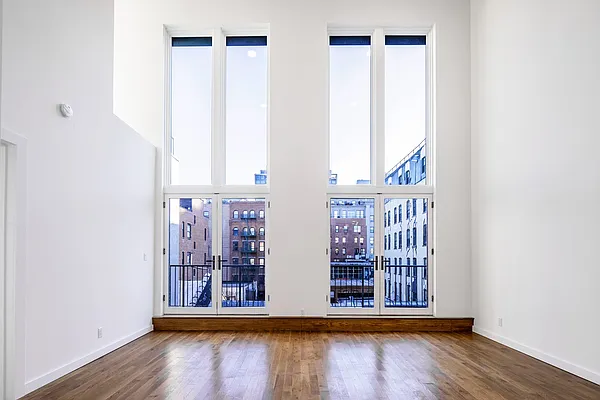 Rented by Sapo Group | media 13