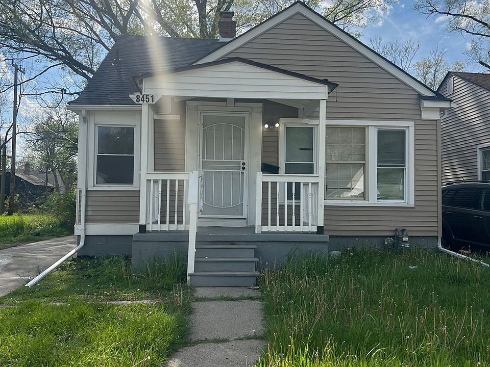 1st image of 8451 Rosemont Ave