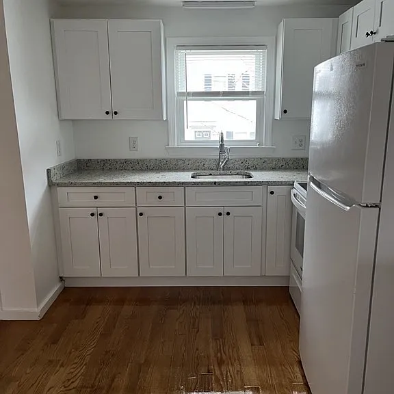 210-214 Middle St #D — Photo 2