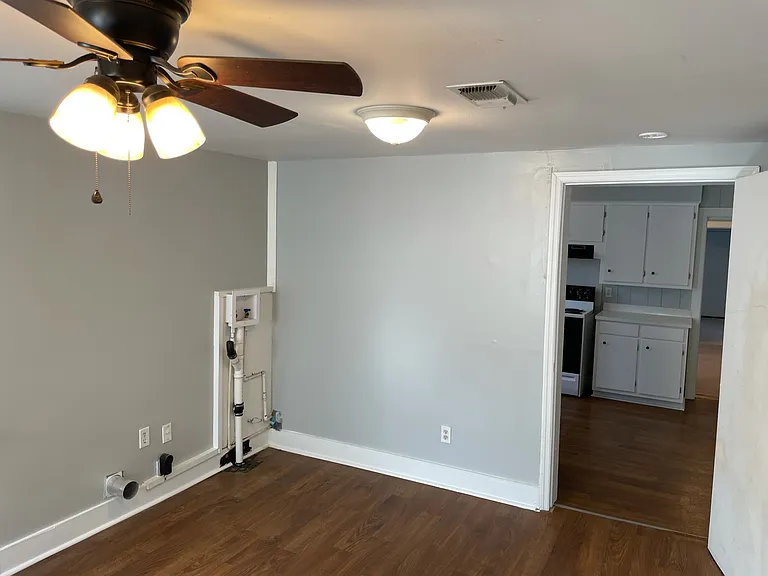 1941 Olive Rd — Photo 10