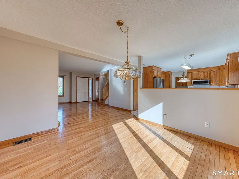 57 Four Rod Rd — Photo 6