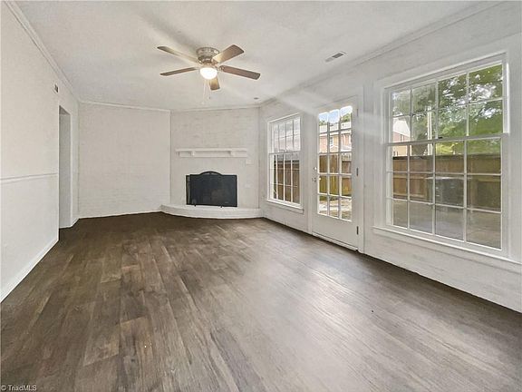 4th image of 3219 Regents Park Ln Unit C