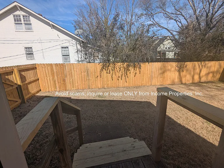 209 S Greenwood St — Photo 28