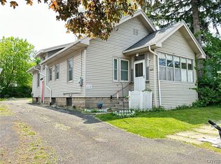 1323 Oak St, Utica, NY 13502