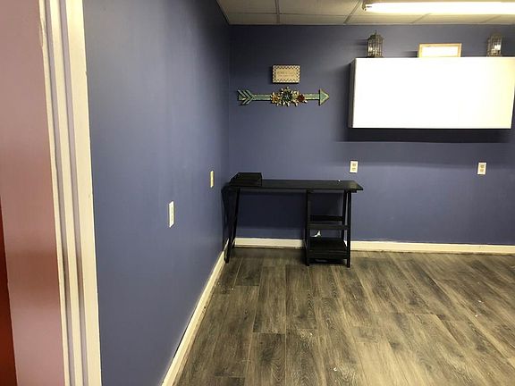5th image of 10305 Beaver Pike