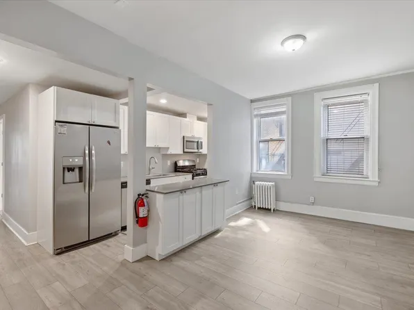 7435 Blvd East image 3 of 15