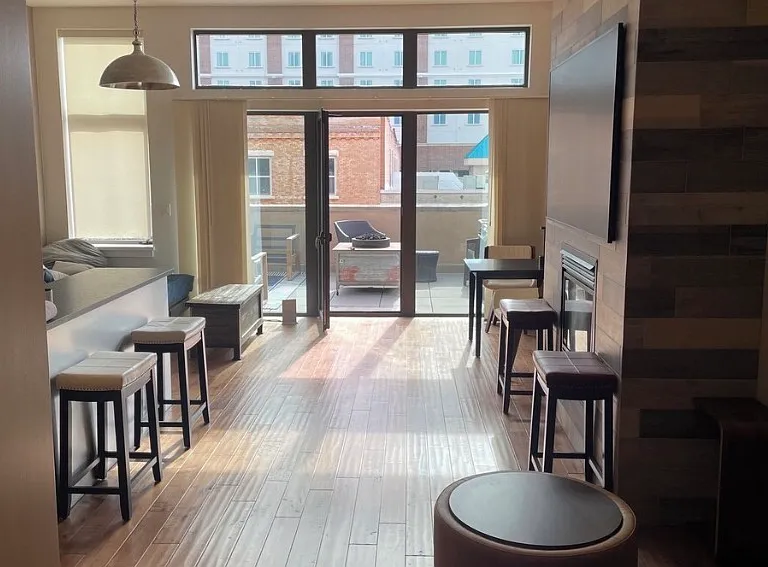 419 S 8th St #301 — Photo 3