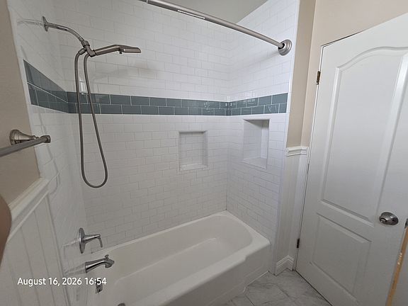 5th image of 319 14th St #B