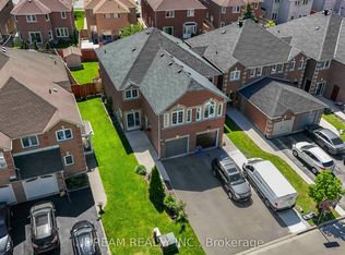 42 McCleave Cres, Brampton, ON L6Y4Z5