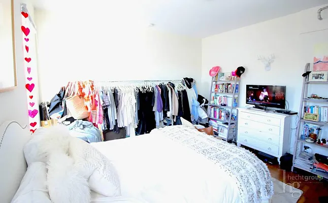 Rented by Hecht Group | media 5