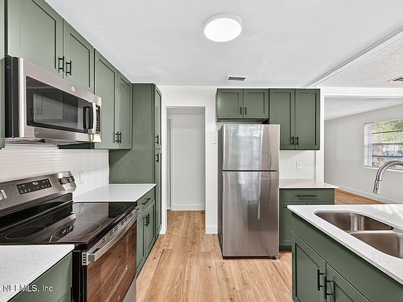 5th image of 1259 LAKE SHORE Boulevard