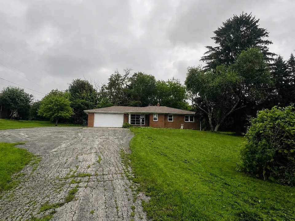 1604 Green Bay N
