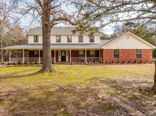 530 Whitetail Ln, Greenwood, AR 72936