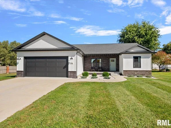 516 Bayberry Ln, Athens, IL 62613