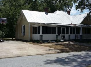 208 Binns St, Union Point, GA 30669