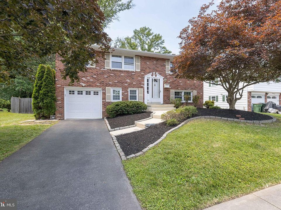 1st image of 928 Rahway Dr