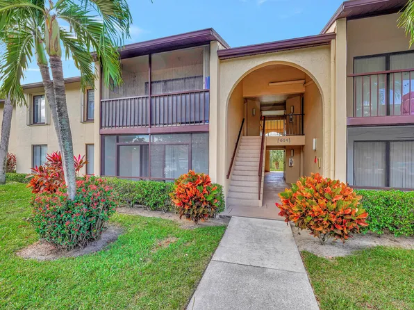 614 Sea Pine Way #C2, West Palm Beach, FL 33415