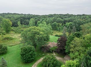 425 W Dawson Rd, Milford, MI 48381