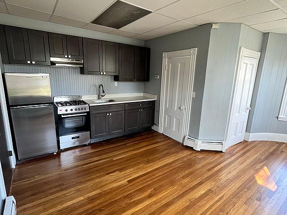2nd image of 12 Muirhead St APT 2