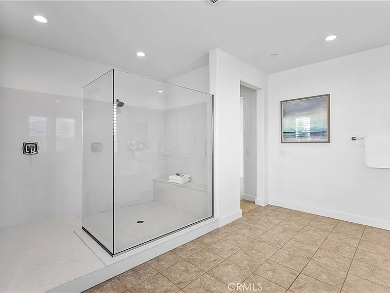 105 Shear — Photo 15