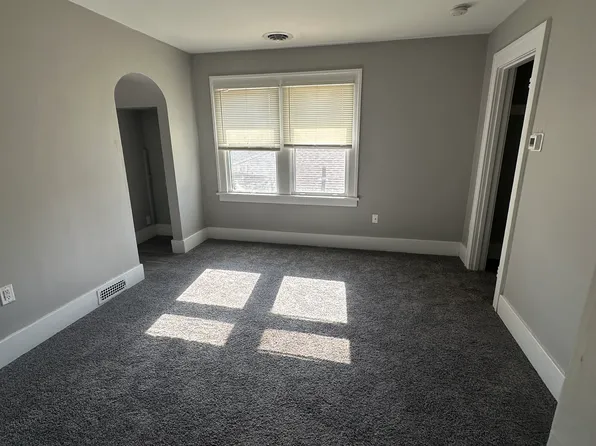 2107 Marquette St #3, Davenport, IA 52804