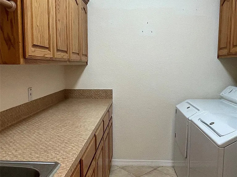 120 W Brazos Dr — Photo 33