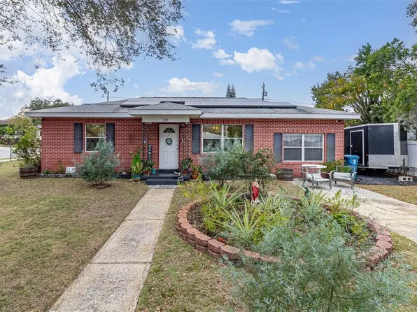 230 Townsend Ave, Lake Wales, FL 33853