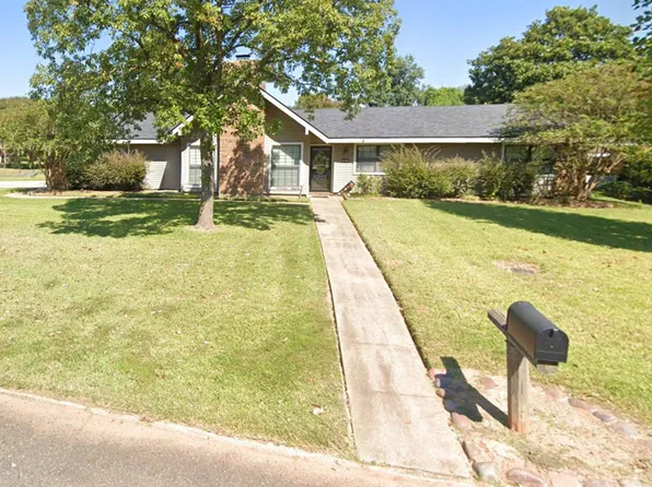 201 Kensington Ave, Bossier City, LA 71111