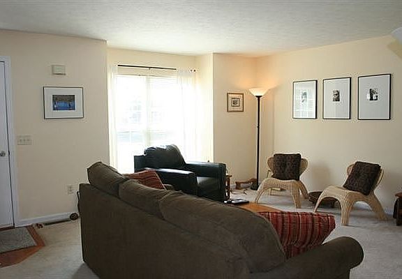 2nd image of 677 Stonewall Dr