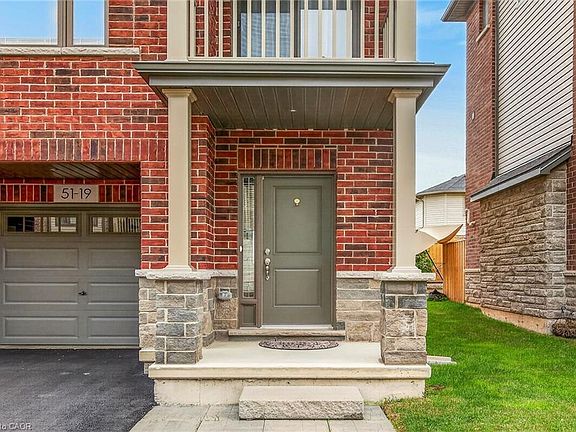 3rd image of 19 Picardy Dr #51