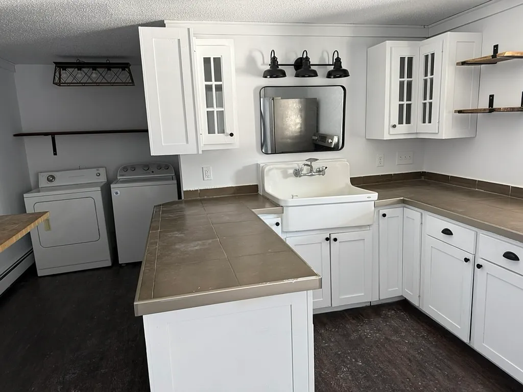 3 bed, 1500 sqft, $1,750 — Photo 2