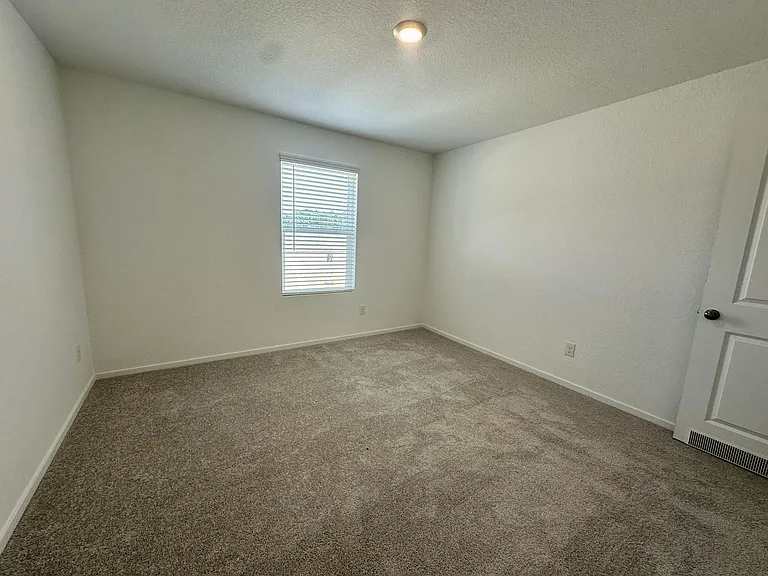 13310 Rayhill Dr — Photo 25