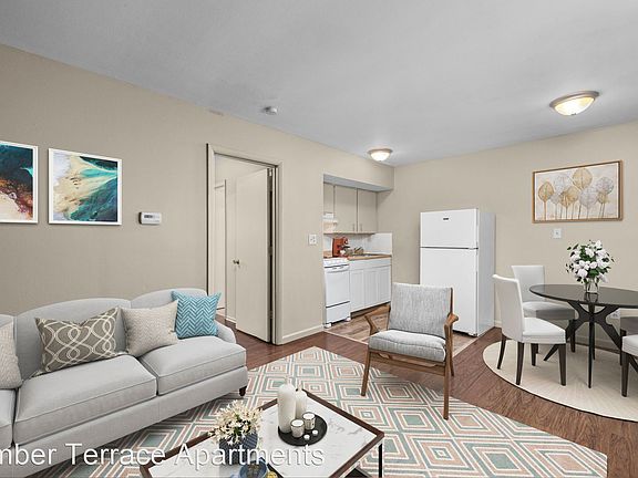 5th image of 1039 Powell St