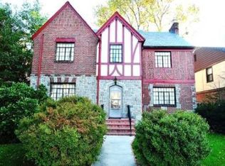 3533 171st St, Flushing, NY 11358