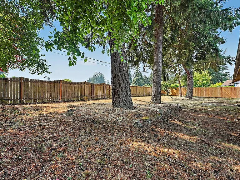9123 Wendy Dr SE — Photo 42