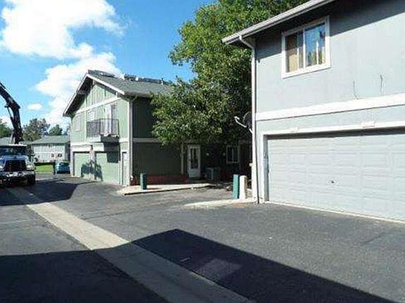 3rd image of 1263 S Wheeling Way