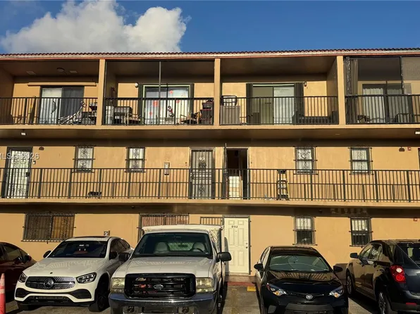 2319 W 60th St #D203, Hialeah, FL 33016