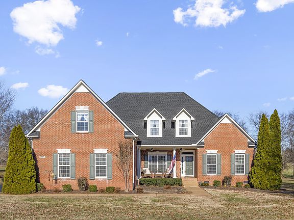 4th image of 1425 Caroline Ct