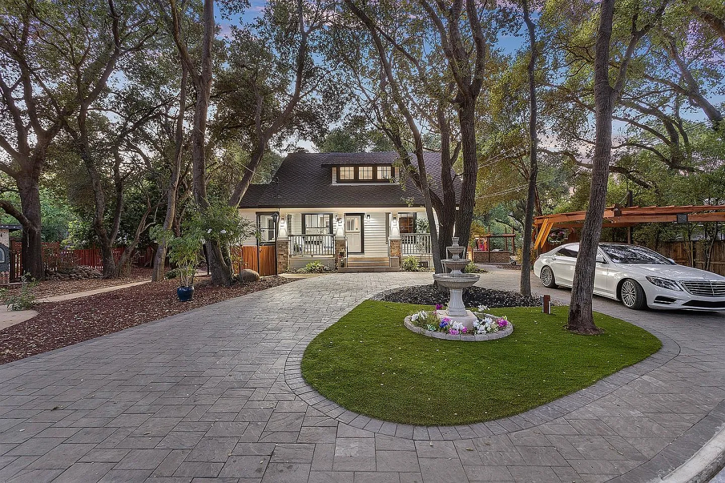 14275 Saratoga Ave photo 1