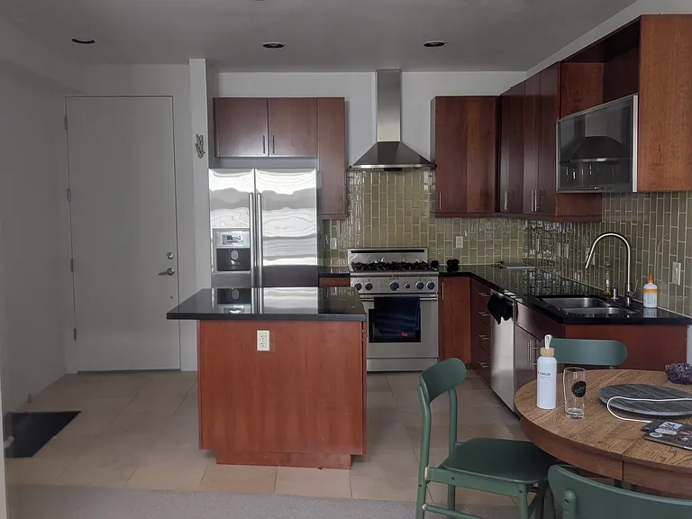 2025 S St #204 — Photo 5