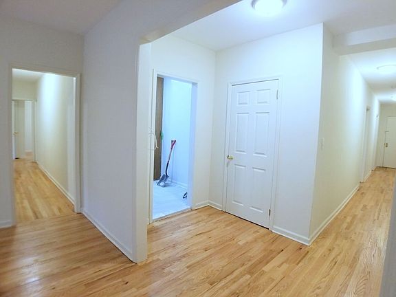 3rd image of 450 Clinton Ave APT B2