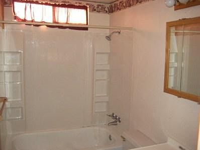 4th image of 1101 Martinique Dr
