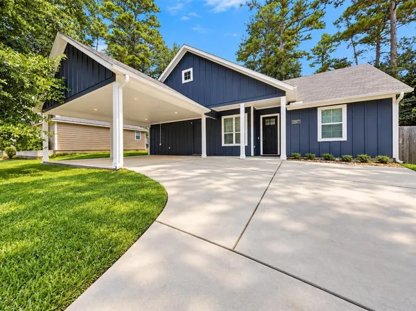 3007 Sand Dr, Huntsville, TX 77340